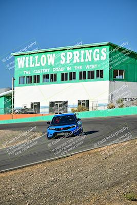 media/Oct-18-2025-Extreme Speed (Sat) [[d6d7e1fef1]]/Group 1 Red/Session 1 (Turn 4)/